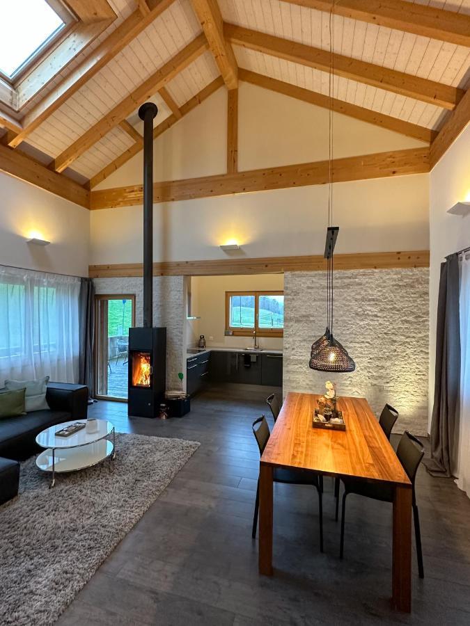 Chalet Gaestehaus Myhideaway Reichenbach im Kandertal